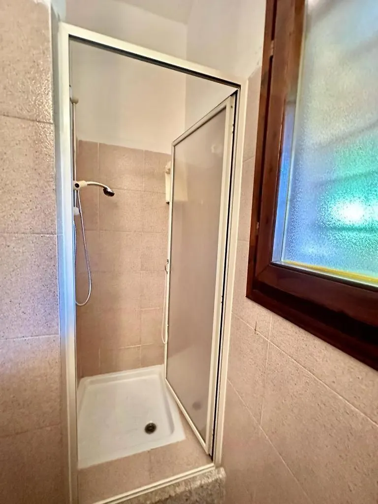 Residence Domos De Rocca Punta Molara Apartment