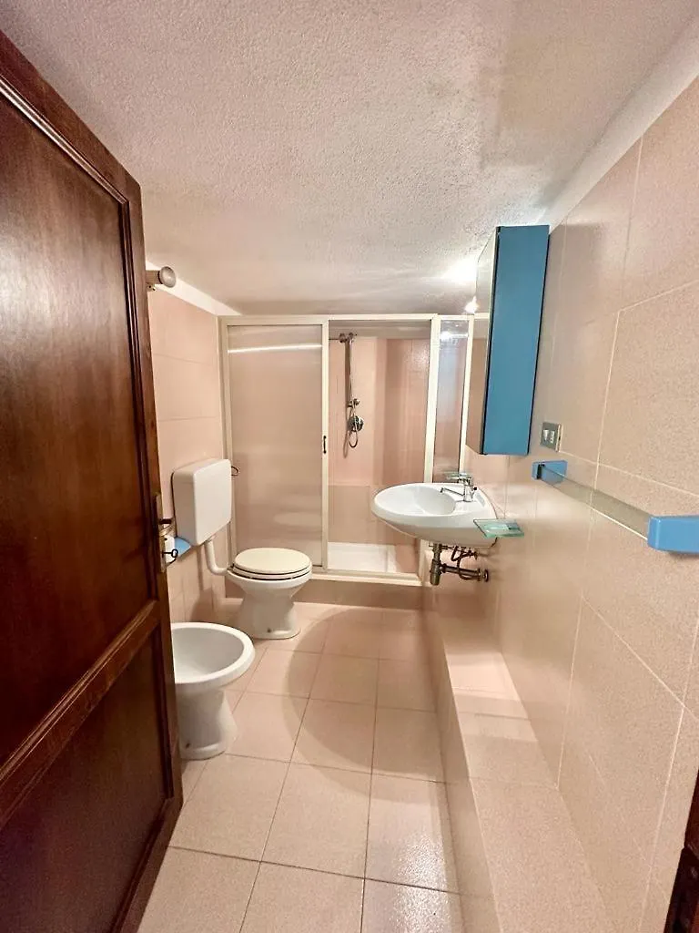 Residence Domos De Rocca Punta Molara Italy